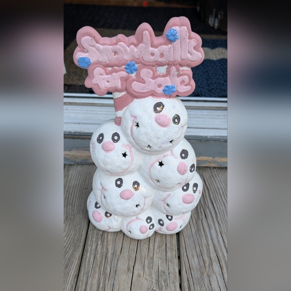 Ceramic Handmade Snowballs For Sale Statue (EUC)